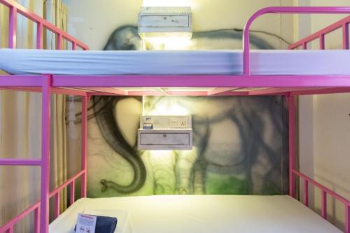 baan kamala hostel and guesthouse