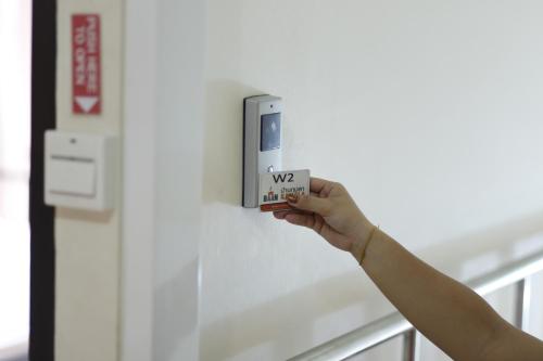 baan kamala hostel and guesthouse