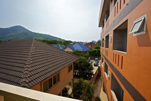 baan kamala hostel and guesthouse