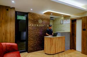metropolis business hotel