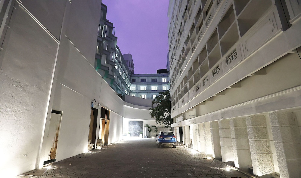 Pharos Hotels,Nungambakkam,3 star