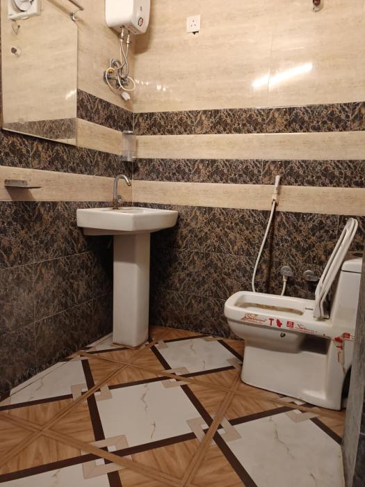 hotel white palace nizamuddin railway st