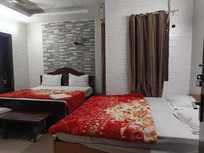 hotel white palace nizamuddin railway st