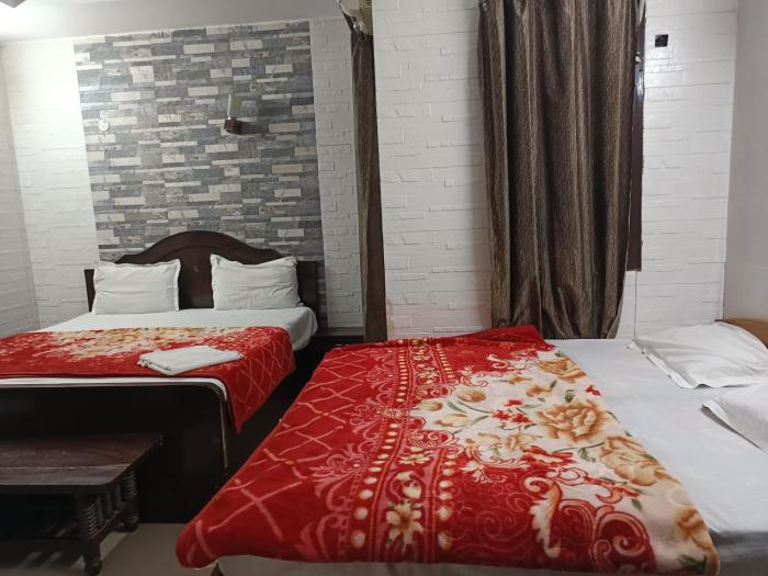 hotel white palace nizamuddin railway st
