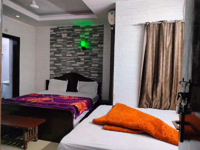 hotel white palace nizamuddin railway st
