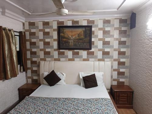 hotel white palace nizamuddin railway st