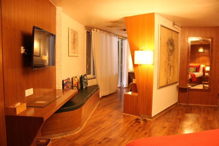 tree of life eila art hotel manali