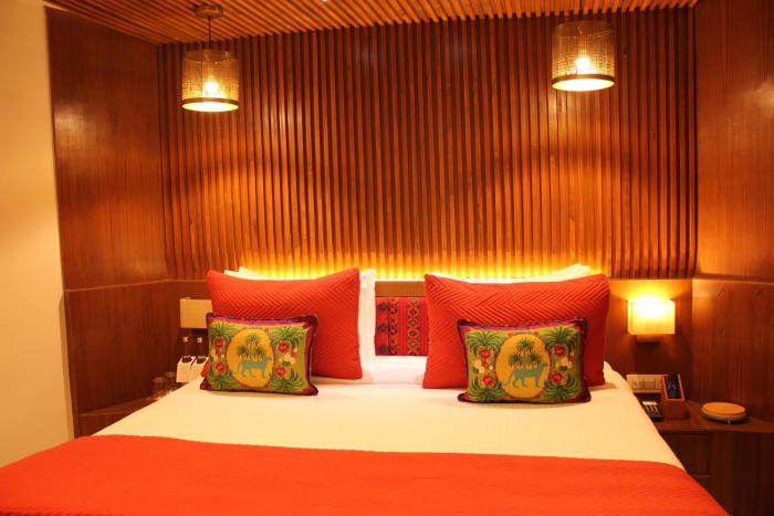 tree of life eila art hotel manali