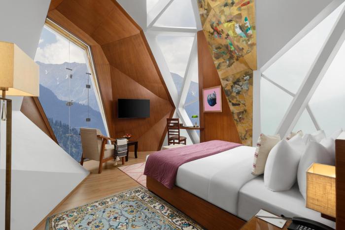 tree of life eila art hotel manali