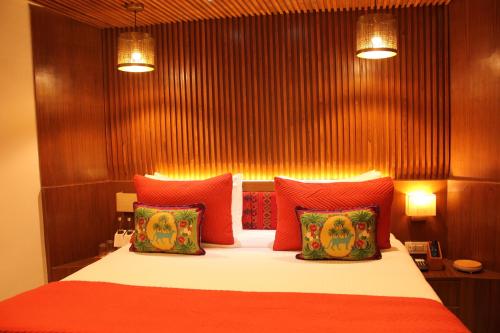 tree of life eila art hotel manali