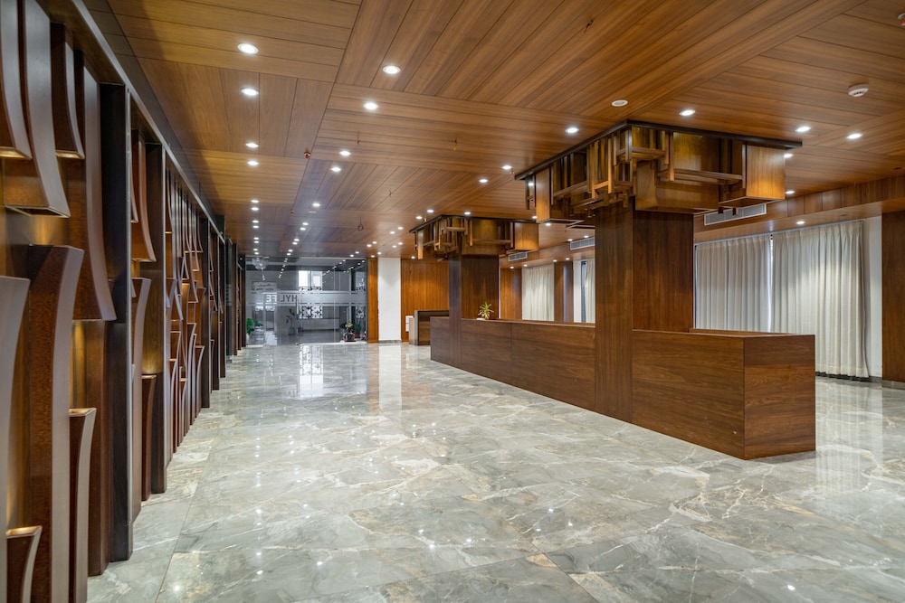 hylife hotel and convention