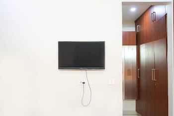 Lime Tree Luxury 3Bhk Serviced Apartment,India>>Gurugram,4 star