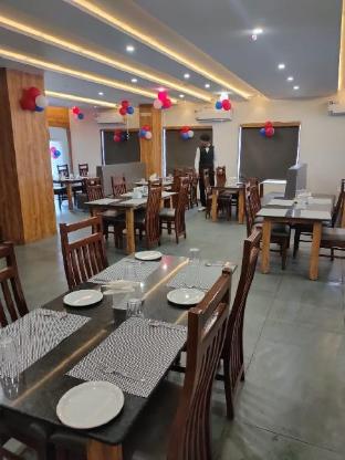 hotel fun imperial morbi