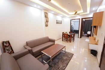lime tree 2 bhk apartment golf course