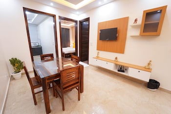 lime tree 2 bhk apartment golf course