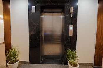 lime tree 2 bhk apartment golf course