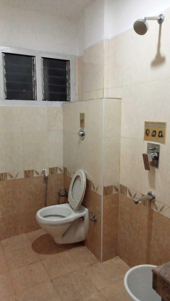 hotel kurunji meridian