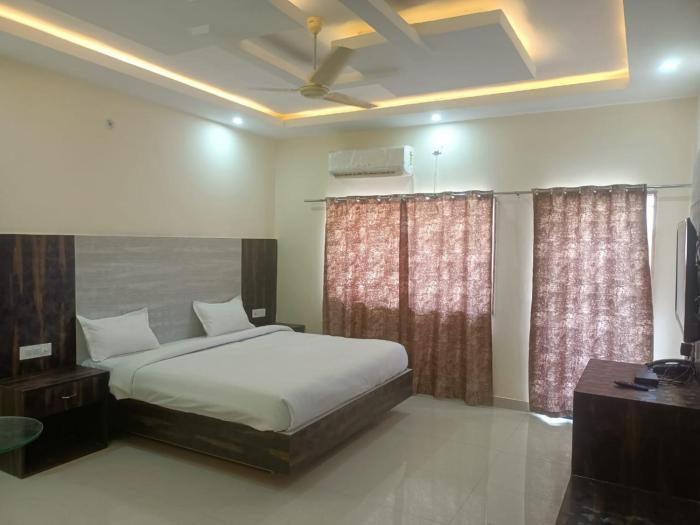 hotel rajwada palace