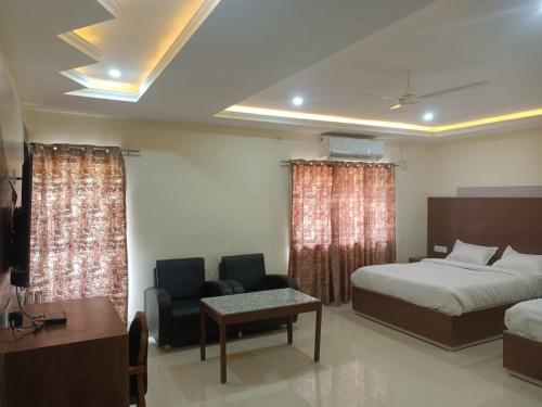 hotel rajwada palace