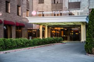 Best Western Plus Atakent Park Hotel,Bostandyk>>Almaty,4 star