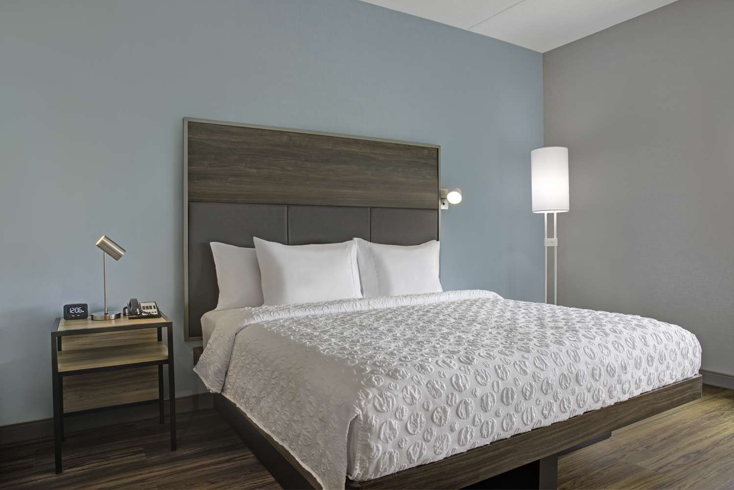 tru by hilton toronto airport west