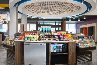 tru by hilton toronto airport west