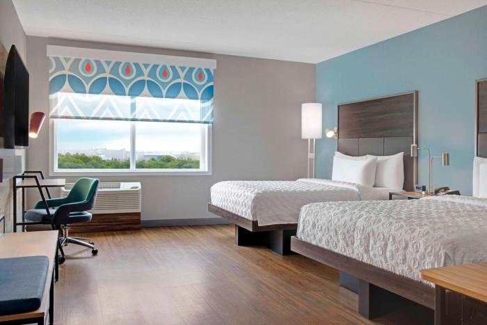 tru by hilton toronto airport west