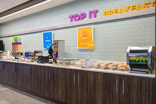 tru by hilton toronto airport west