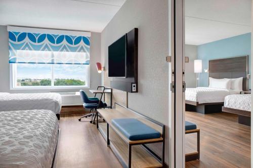 tru by hilton toronto airport west