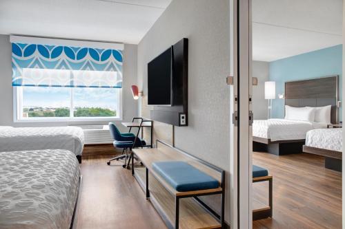 tru by hilton toronto airport west