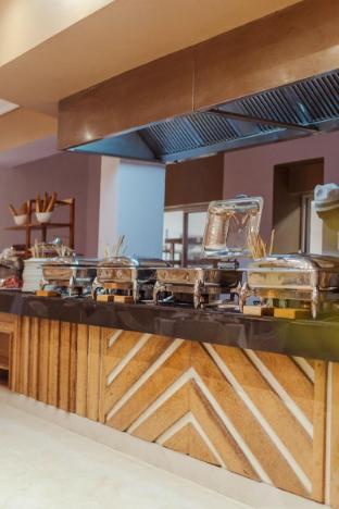 Tanga Beach Resort & Spa,,4 star