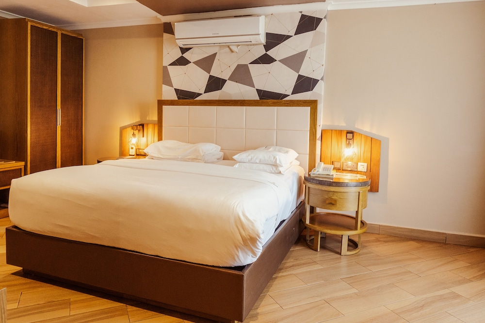 tanga beach resort and spa