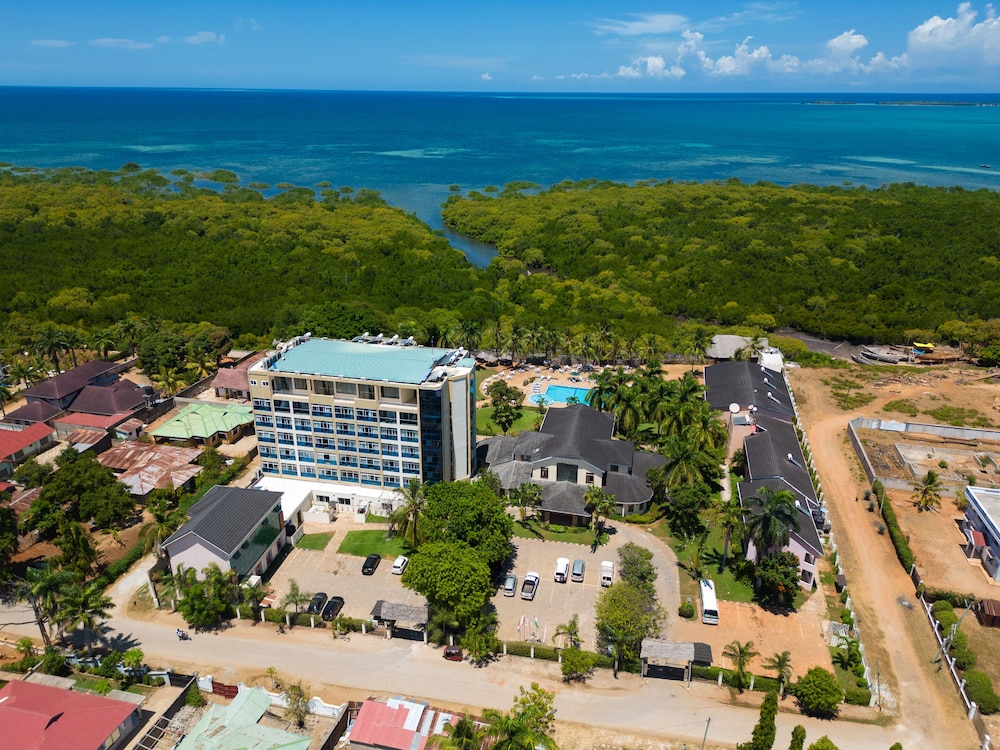tanga beach resort and spa