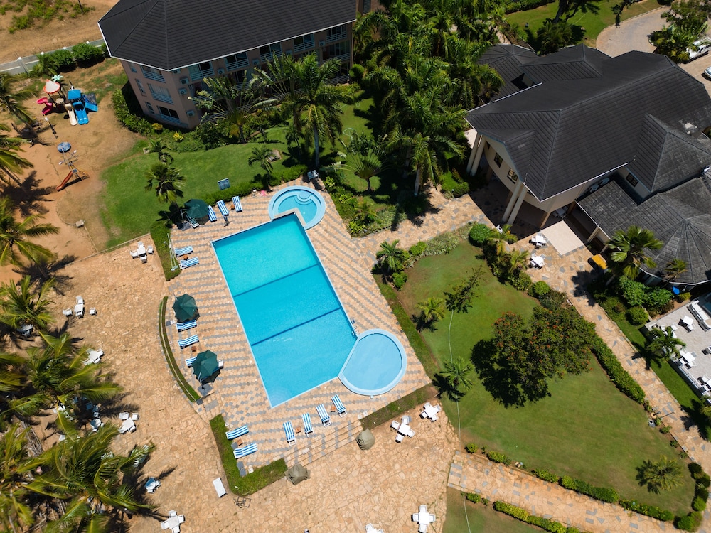 tanga beach resort and spa