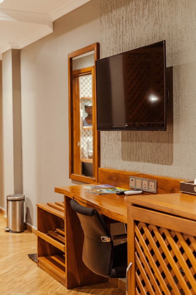 tanga beach resort and spa