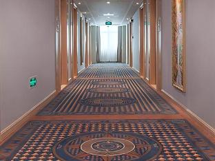 vienna international hotel shenzhen pinghu metro station