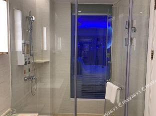 vienna international hotel shenzhen pinghu metro station