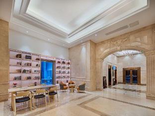 vienna international hotel shenzhen pinghu metro station