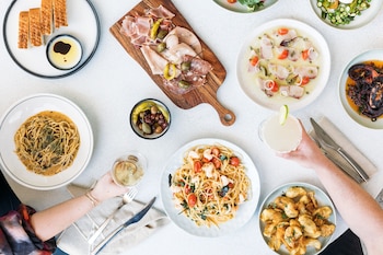 hotel totto wollongong