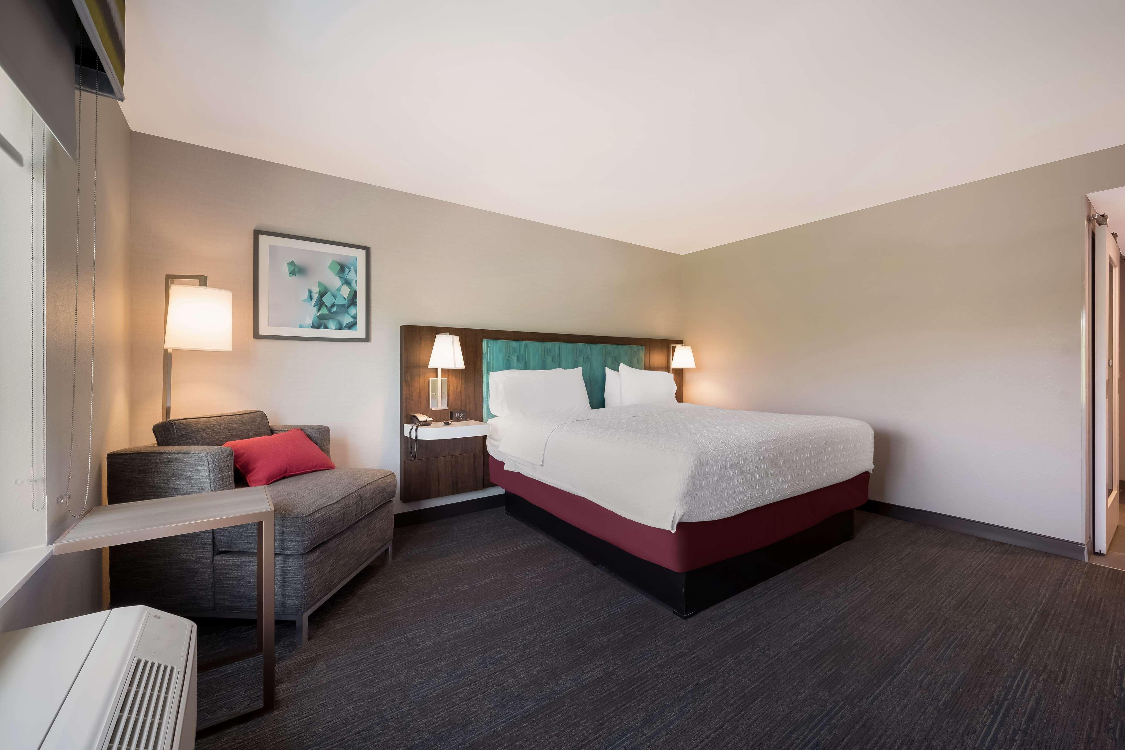 hampton inn detroit southfield