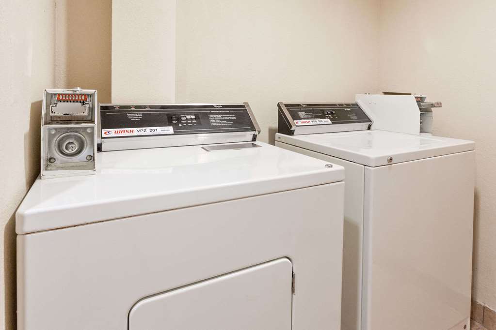 hampton inn detroit southfield