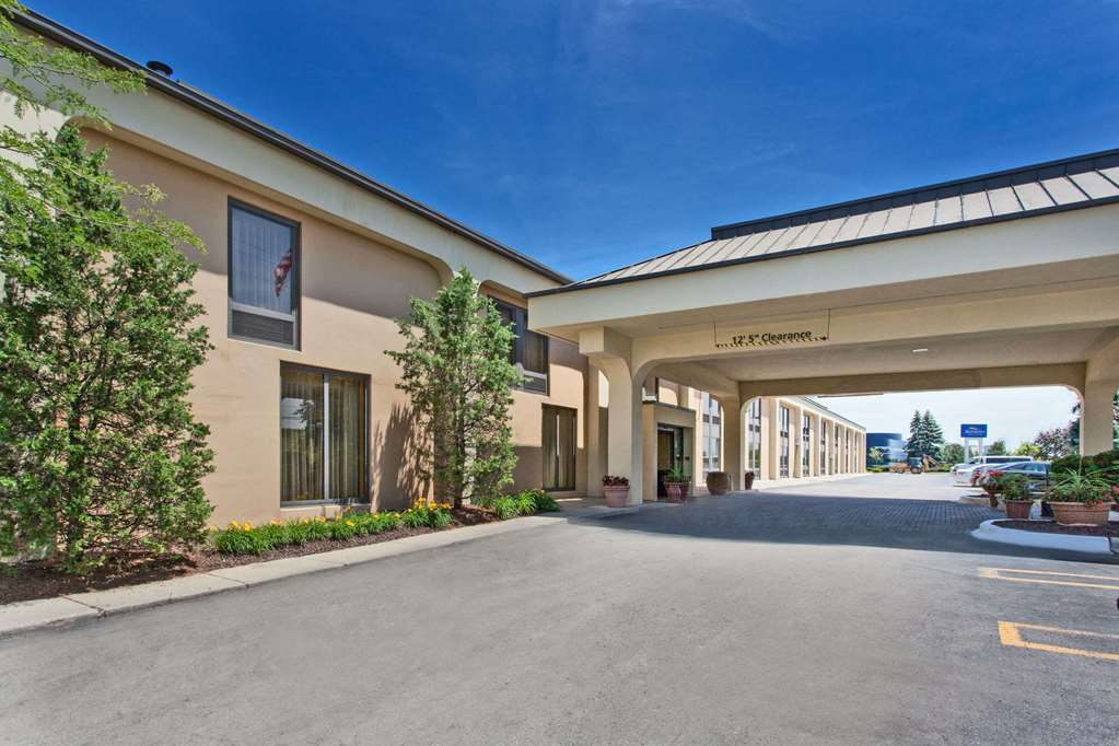 hampton inn detroit southfield