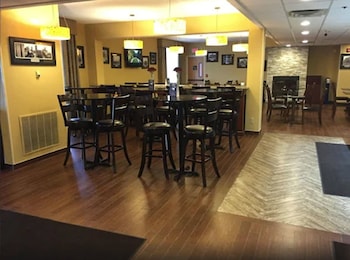 hampton inn detroit southfield