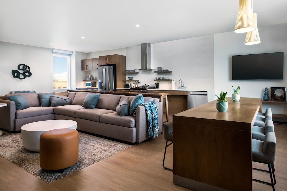 element reno experience district