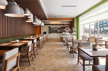 element reno experience district