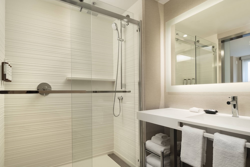 ac hotel oakland downtown