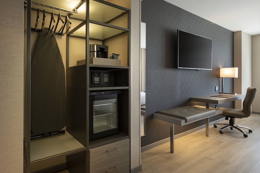 ac hotel oakland downtown