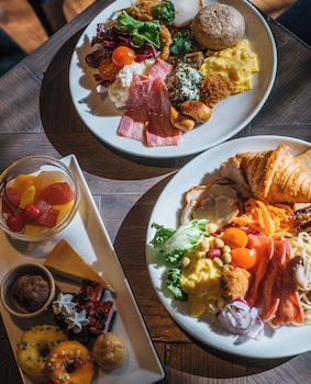 hotel resol trinity naha