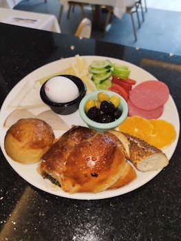 the gate kadikoy downtown