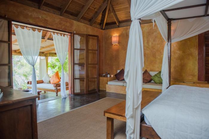 laluna boutique hotel and villas
